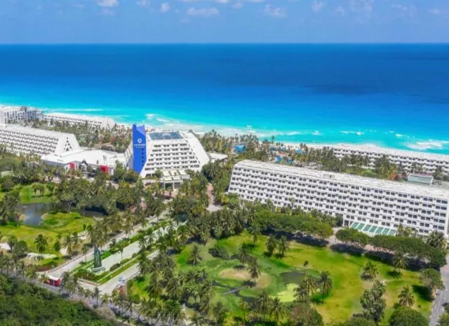 Hotel Grand Oasis Cancun