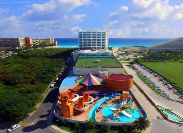 Hotel Seadust Cancun Family Resort