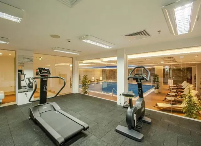 Hotel International Casino & Tower Suites