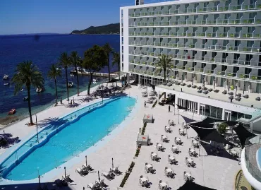 The Ibiza Twiins, Spania / Ibiza / Playa D'en Bossa