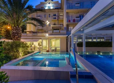 Luna Riccione E Aqua Spa, Italia / Riccione