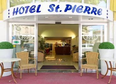 St. Pierre, Italia / Rimini
