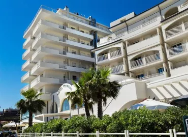 Hotel Yes Touring, Italia / Rimini