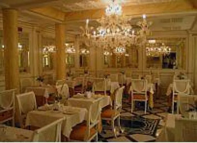 Hotel Belle Epoque