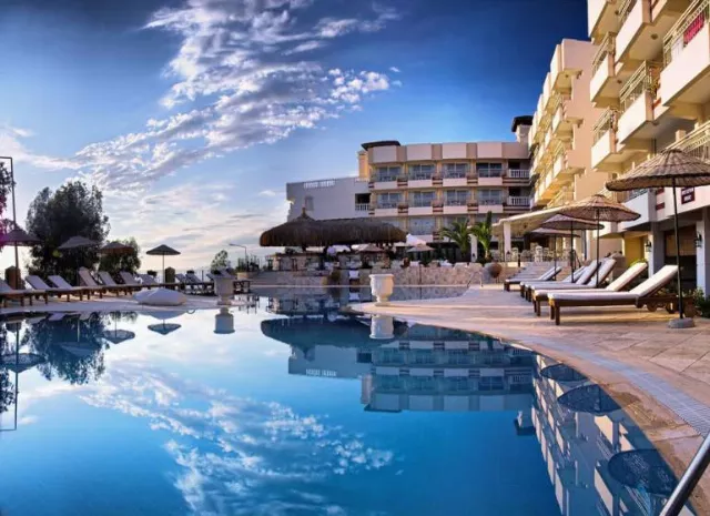 Hotel Carina Kusadasi