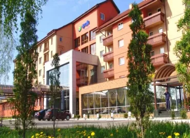 Hotel Apollo Wellness Club, Romania / Sangeorgiu de Mures