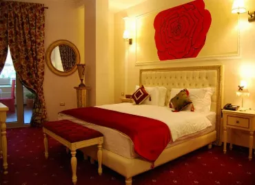 Hotel 2 Kitarrat Boutique, Albania / Durres