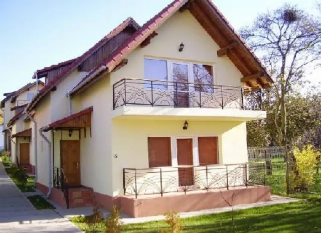 Select Holiday Villas