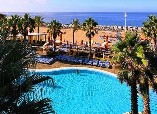 Hotel Savoy Calheta Beach