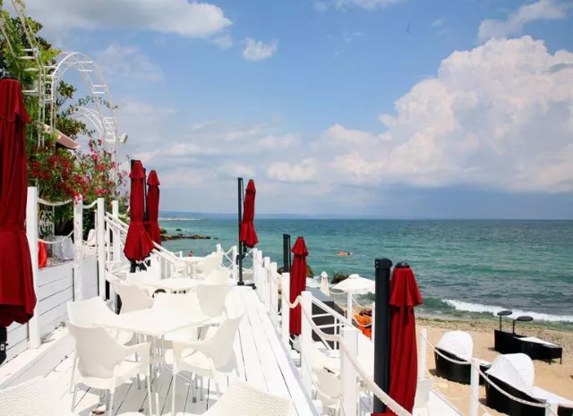 Hotel La Mer Residence