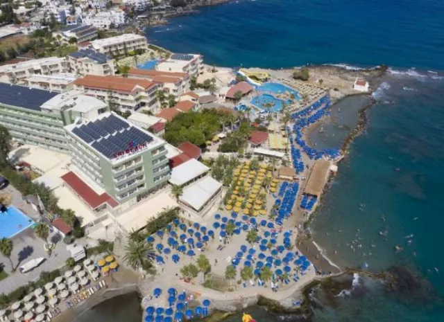 Hotel Eri Beach & Village