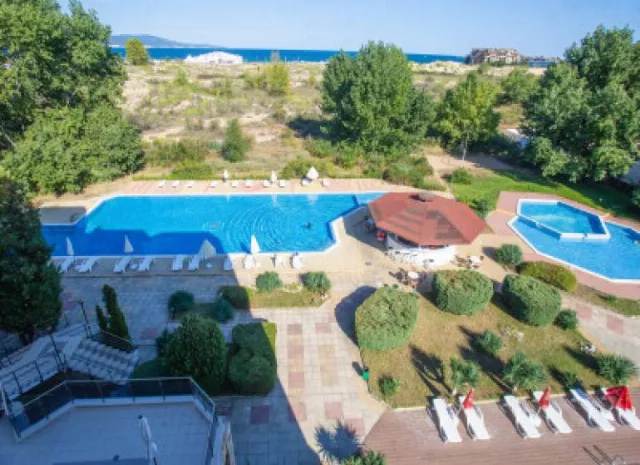 Hotel Amfibia Beach
