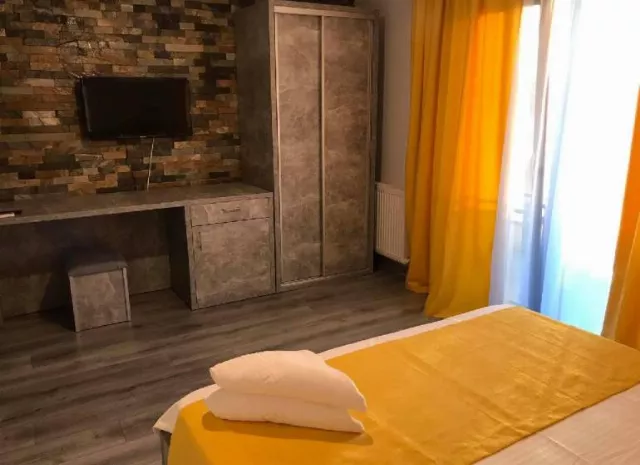 Villa Mav Boutique