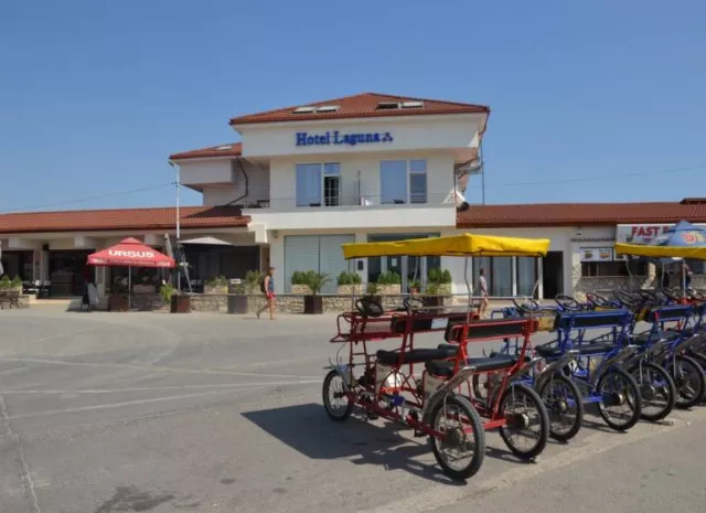 Hotel Laguna