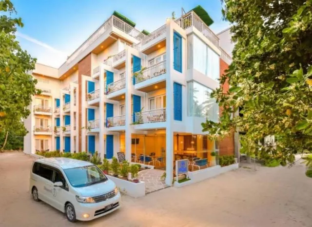 Hotel Dhiguveli Maldives