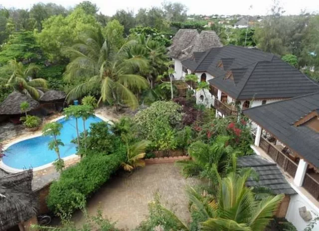 Langi Langi Beach Bungalows