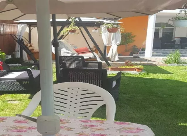 Casa Cristalina & Dumi