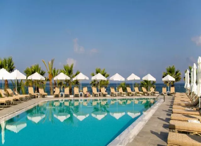 Hotel Louis Paphos Breeze