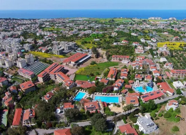 Hotel Riverside Garden Resort