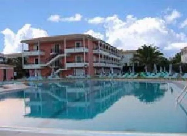 Hotel Astir Beach