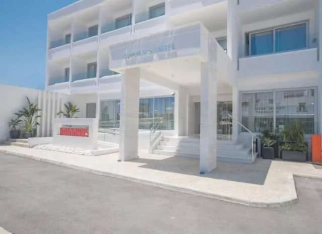 Kokkinos Boutique Hotel