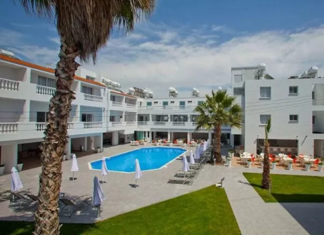 Princessa Vera Hotel Apartments