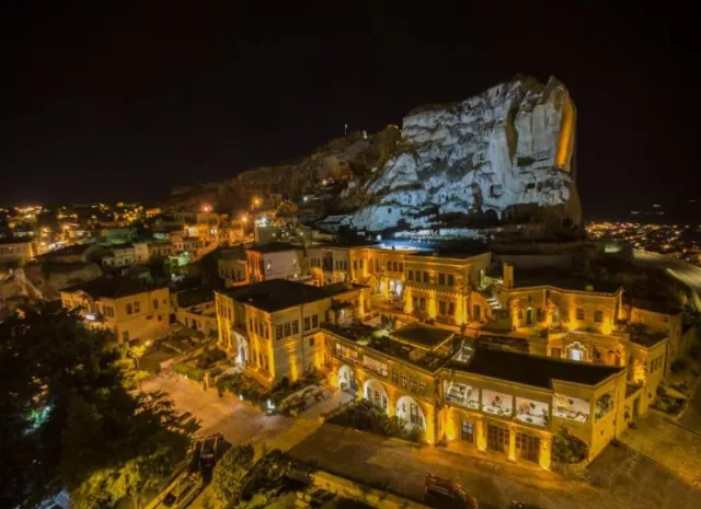 Hotel Fresco Cave Suites