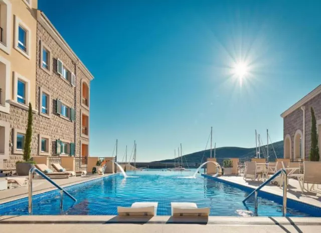 Hotel The Chedi Lustica Bay