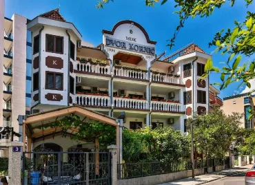Dvor Kornic, Muntenegru / Budva-becici