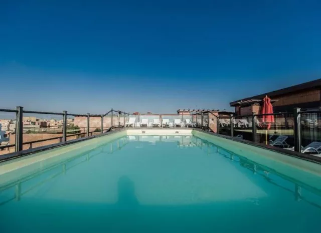 Hotel Almas