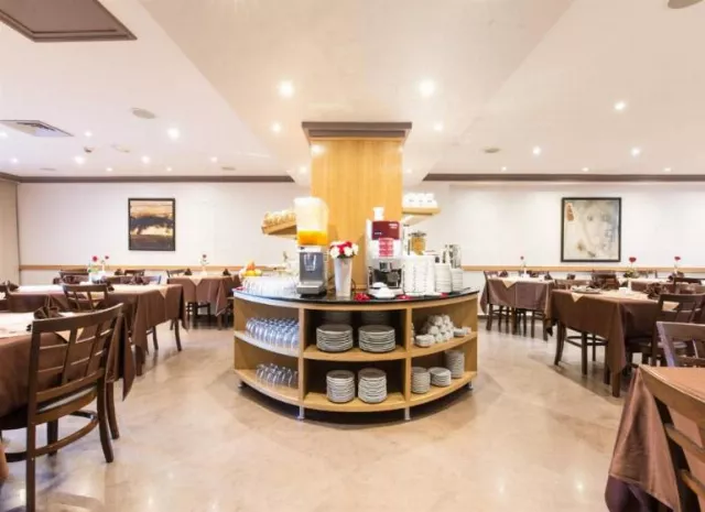 Hotel Almas