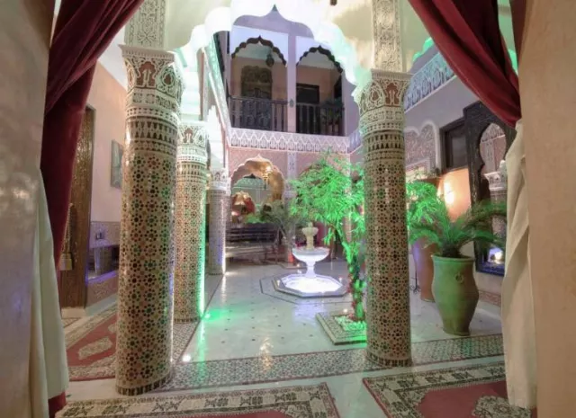 Hotel Riad Miel Et Une Nuit