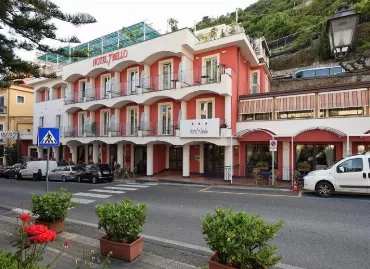 Settebello, Italia / Minori