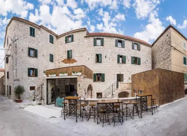 Hotel Heritage Palace Varos - Mag Quaint & Elegant Boutique, Croatia / Split