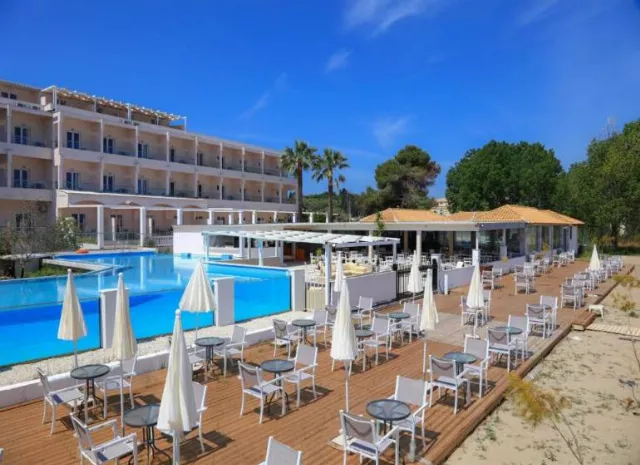 Hotel Cavomarina Beach