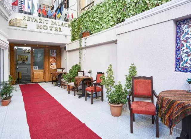 Hotel Beyazit Palace