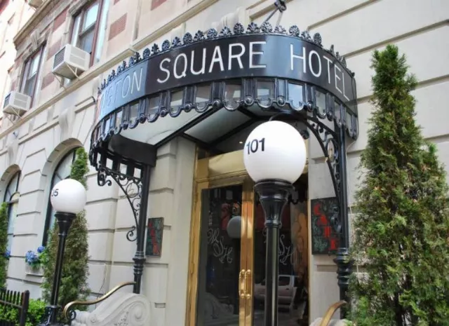 Washington Square Hotel