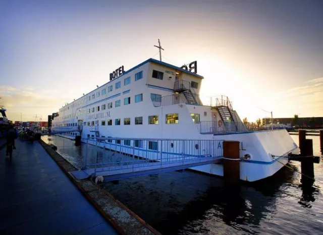 Hotel Amsterdam Botel