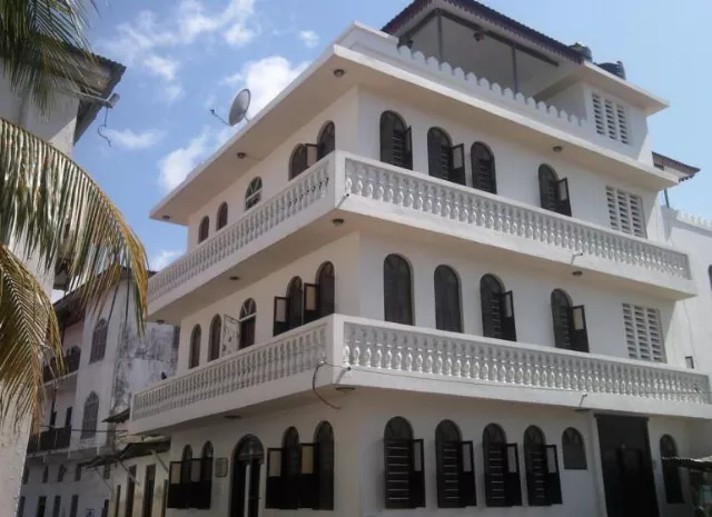 Hotel Funguni Palace