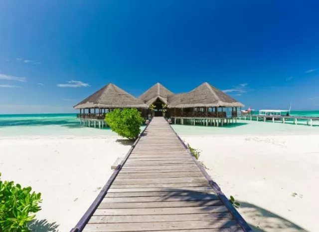 Hotel Medhufushi Island Resort