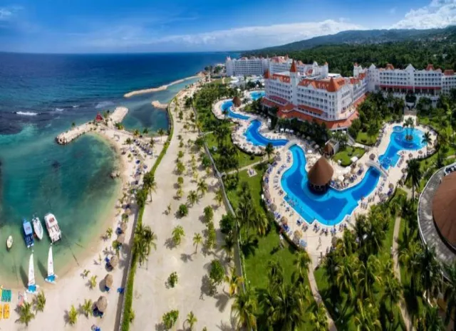 Hotel Bahia Principe Luxury Runaway Bay (adults Only)