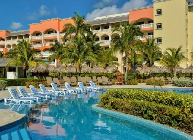 Iberostar Selection Rose Hall Suites