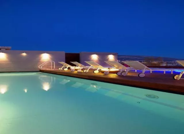 Fresh Hotel Athens