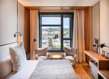 Hotel Catalonia Barcelona Plaza, Spania / Barcelona