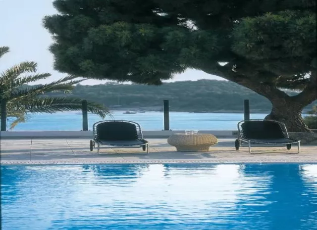 Grecotel Vouliagmeni Suites