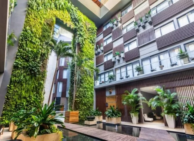 Hotel The Fives Downtown Residences, Curio Collection By Hilton