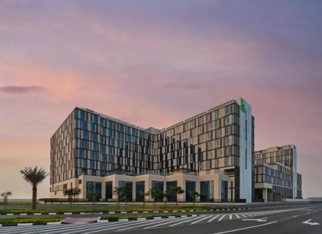 Hotel Holiday Inn Dubai Al Maktoum Airport