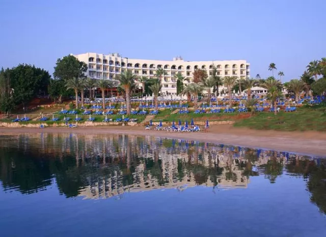 Hotel The Golden Coast Beach