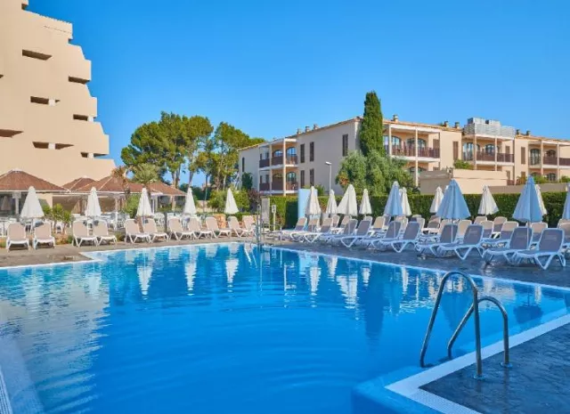 Protur Floriana Resort Aparthotel