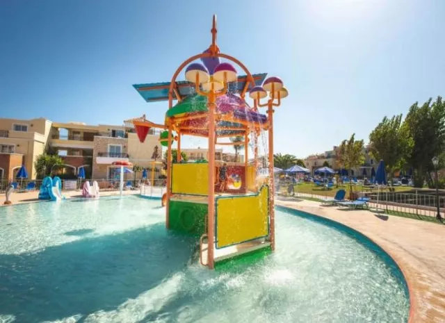 Hotel Chrispy Waterpark Resort